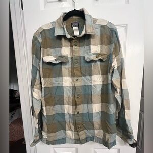 Patagonia Fjord Flannel size L